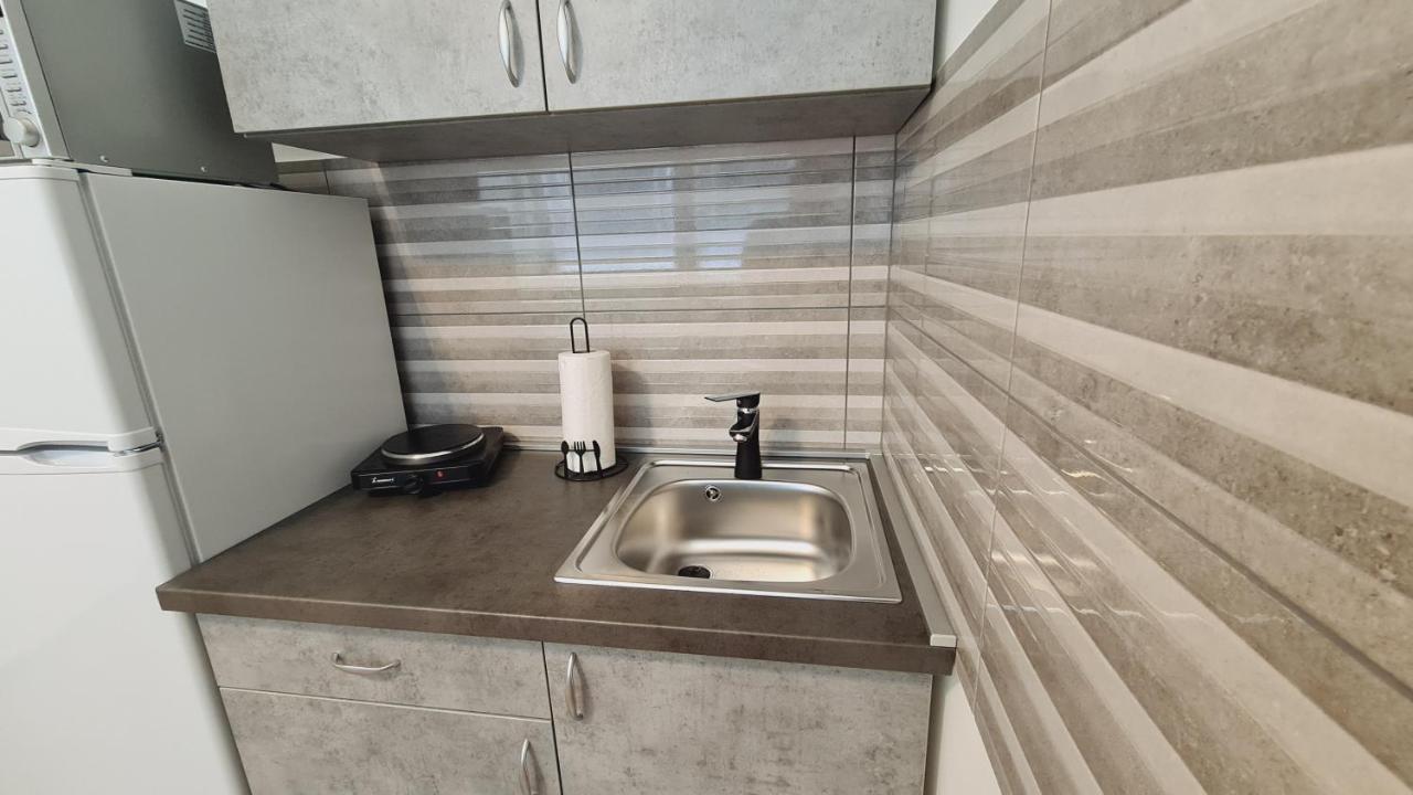 Heder Apartmanok 발라톤페니베스 외부 사진